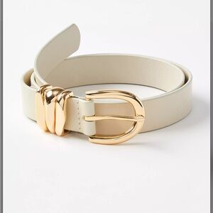 LOFT Molded Buckle Leather Belt with Gold Buckle